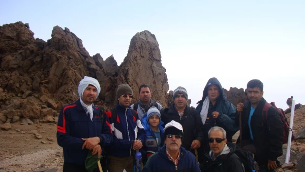 صعود تیم کوهنوردی 19 نفره  دانشگاه فرهنگیان استان آذربایجان شرقی به قله 4811 متری سبلان 2