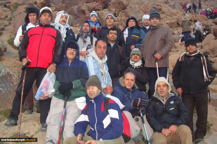 صعود تیم کوهنوردی 19 نفره  دانشگاه فرهنگیان استان آذربایجان شرقی به قله 4811 متری سبلان 4