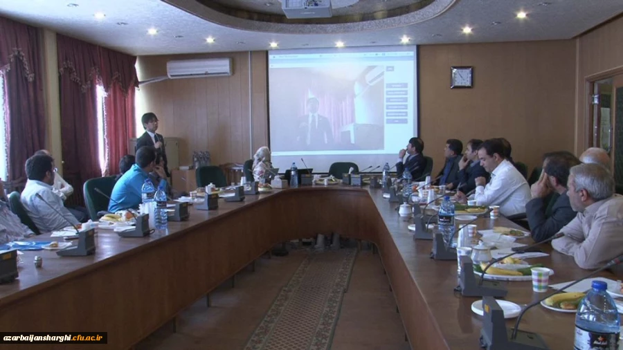 در دانشگاه فرهنگیان استان آذربایجان شرقی پردیس فاطمه الزهرا(س)برگزارشد:

کارگاه آموزشی درس پژوهی با حضور استاد ساکاموتو از گروه پژوهشی ناگویا ژاپن
 4