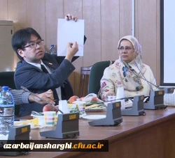 در دانشگاه فرهنگیان استان آذربایجان شرقی پردیس فاطمه الزهرا(س)برگزارشد:

کارگاه آموزشی درس پژوهی با حضور استاد ساکاموتو از گروه پژوهشی ناگویا ژاپن
 7