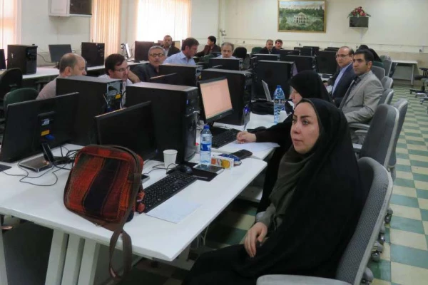 کارگاه آموزشی مقدمات نرم افزار SPSS