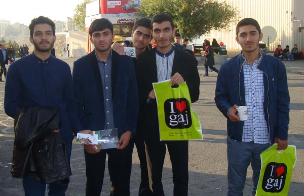 بازدید دانشجو معلمان پردیس علامه امینی(ره)از نمایشگاه کتاب تبریز