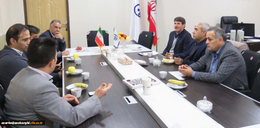 جلسه مشترک با مسئولان باشگاه های شهرداری و ماشین سازی تبریز