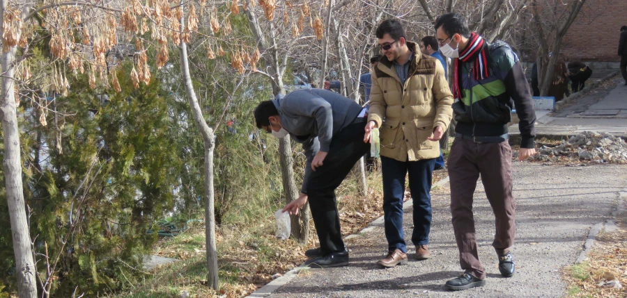 پویش پاکسازی محوطه پردیس علامه امینی(ره)