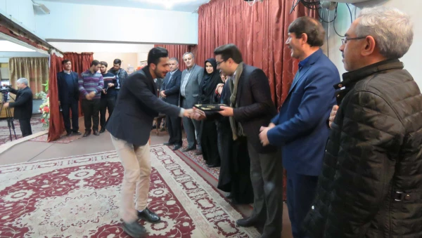 برگزاری مراسم بزرگداشت هفته پژوهش و تجلیل ازپژوهشگران برتر