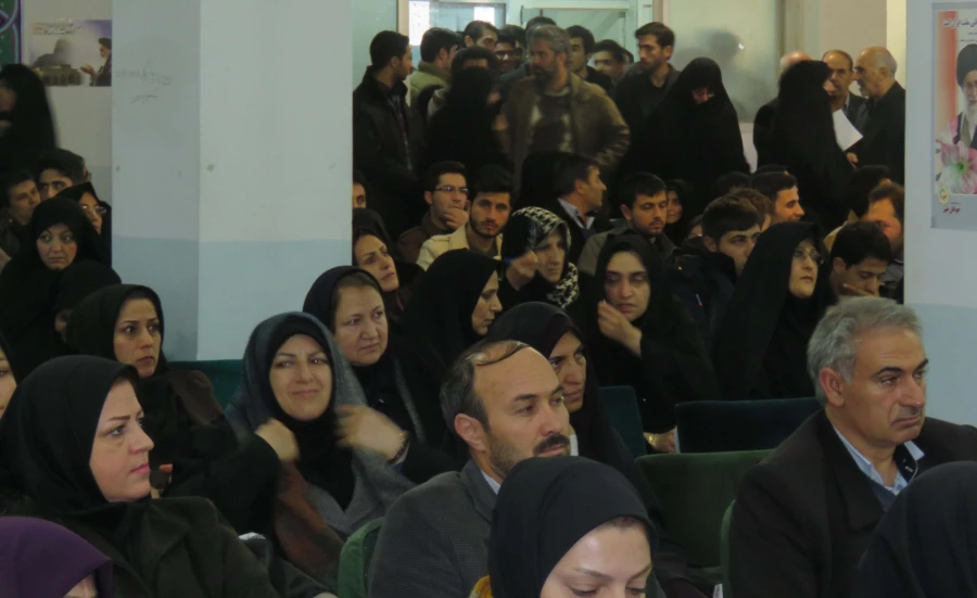 کارگاه آموزشی روش های آموزش تفکر خلاق در دانش آموزان