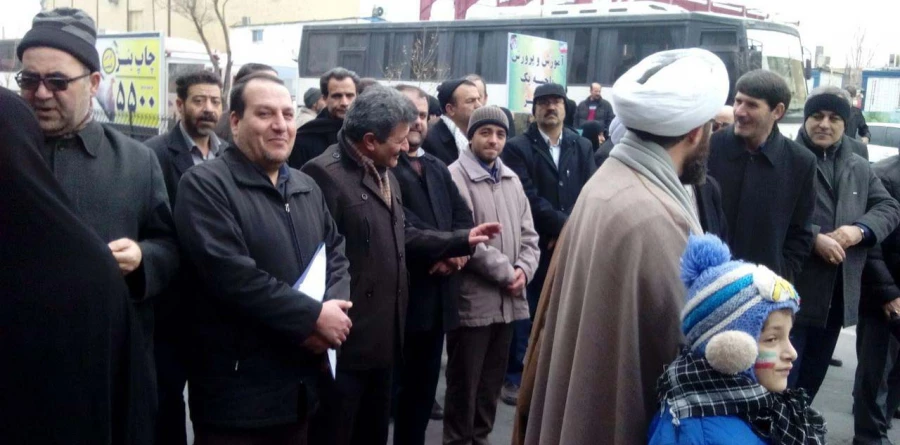 حضور مدیریت،اساتید،کارکنان و دانشجو معلمان دانشگاه فرهنگیان استان آذربایجان شرقی در راهپیمایی یوم الله 22 بهمن