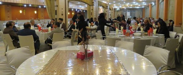 ضیافت افطار تجلیل از بازنشستگان سال های 94-95 دانشگاه فرهنگیان