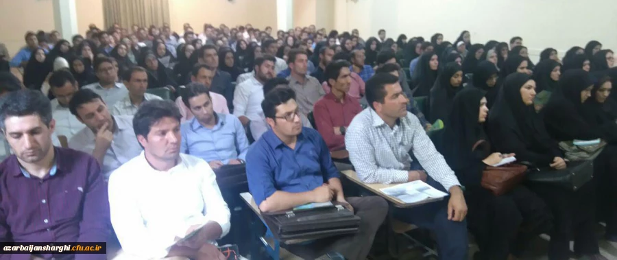 جلسه تبیین و توجیه آزمون اصلح(آزمون صلاحیت حرفه ای معلمان) در مرکز شهید رجائی