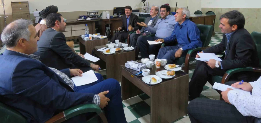 اولین جلسه شورای هم اندیشی اساتید دانشگاه فرهنگیان آذربایجان