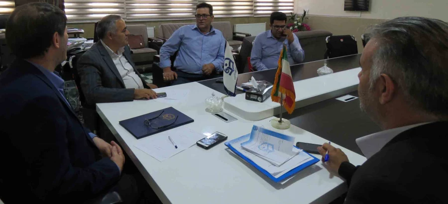 تجلیل از آزاده سرافراز پردیس علامه امینی(ره)