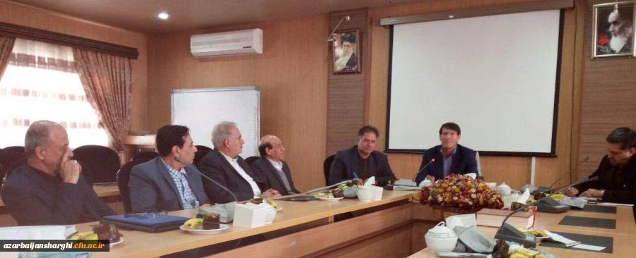 دکتر بدری در جمع خیرین مدرسه ساز