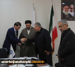 تجلیل از رئیس و دبیر ستاد اقامه نماز دانشگاه فرهنگیان آذربایجان شرقی
