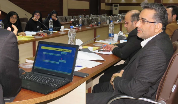 رئیس اداره امور سراهای دانشجویی درجلسه طراحی و اعتباریابی الگوی شایستگی سرپرستان شبانه روزی