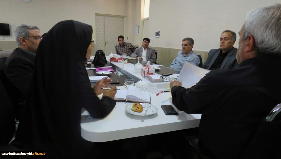 ارزیابی درونی گروههای آموزشی