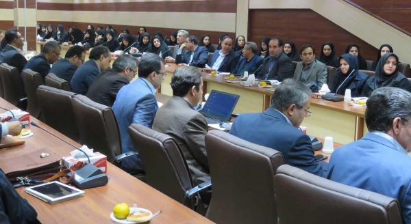 نشست تخصصی پیرامون"تعلیم و تربیت در مناطق دو یا چند زبانه"