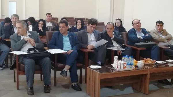 اولین جلسه دفاع از پایان نامه کارشناسی ارشد آموزش زبان فارسی