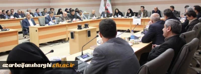 مرکز پژوهشی تبریز با همکاری اداره کل آموزش و پرورش و دانشگاه فرهنگیان آذربایجان شرقی  برگزار کرد:

نشست تخصصی در حوزه علوم اجتماعی و مطالعات منطقه ای