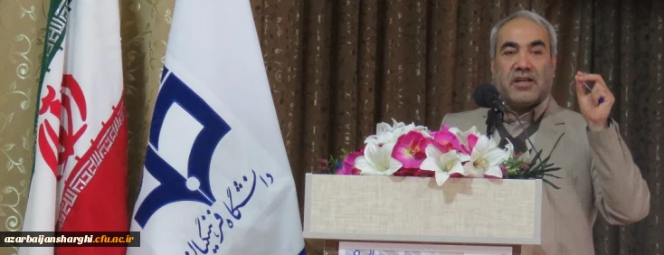 دکتر خدیوی در آیین نکوداشت یکصدمین سال تاسیس تربیت معلم در ایران

راه توسعه یافتگی ملت ها را باید در آموزش و پرورش جستجو کرد