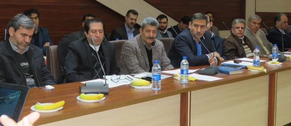 نشست تخصصی با مدیران مدارس مجری کاروزی استان آذربایجان شرقی