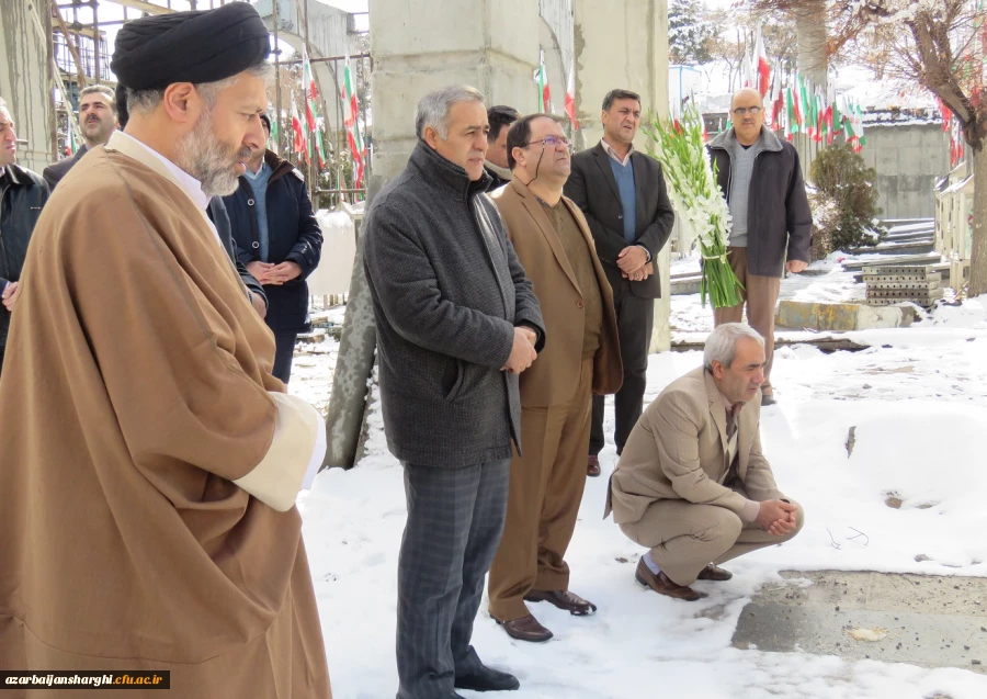 حضور در گلزار شهدا و تجدید پیمان با آرمان های بلند انقلاب اسلامی