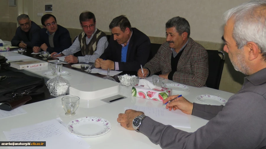 جلسه هم اندیشی مدیران گروه های آموزشی استان