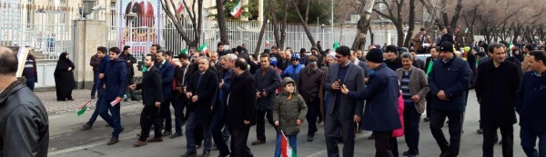 حضور مدیریت،اساتید،کارکنان و دانشجو معلمان در راهپیمایی یوم الله 22 بهمن