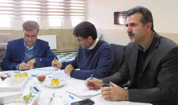 دکتر خدیوی در جمع روسا، معاونین و مسئولان پردیس های استان