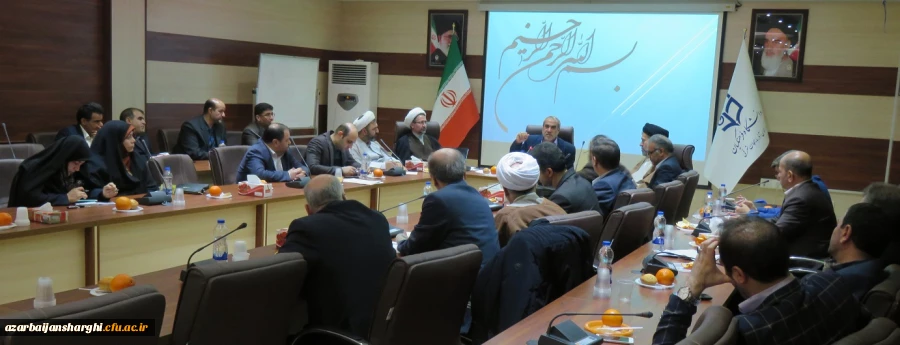 نشست تخصصی ابعاد تربیتی و فرهنگی کردشگری اسلامی