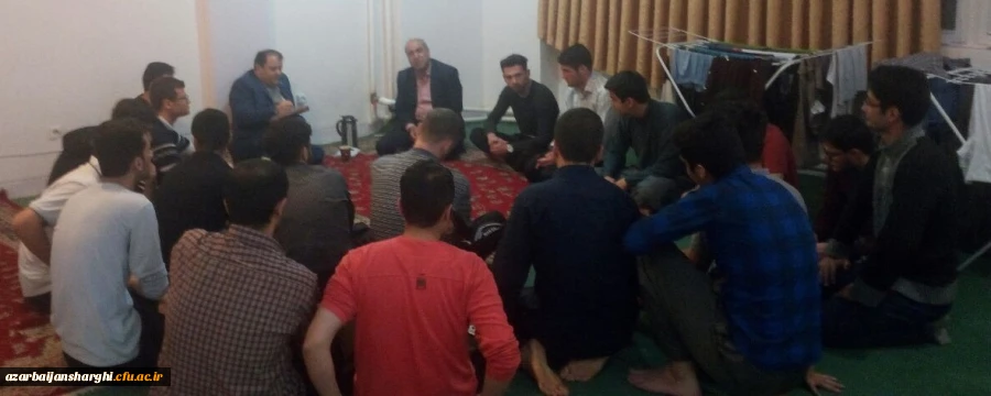 حضور در جمع صمیمی دانشجو معلمان پردیس علامه امینی(رض)