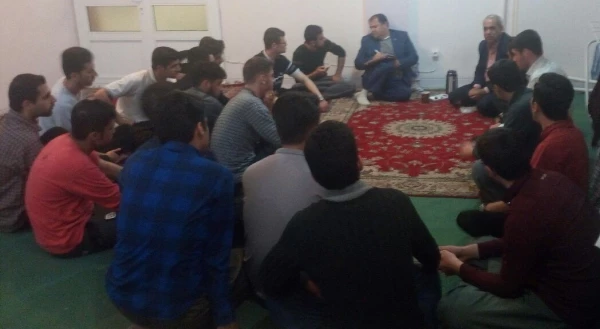 حضور در جمع صمیمی دانشجو معلمان پردیس علامه امینی(رض)