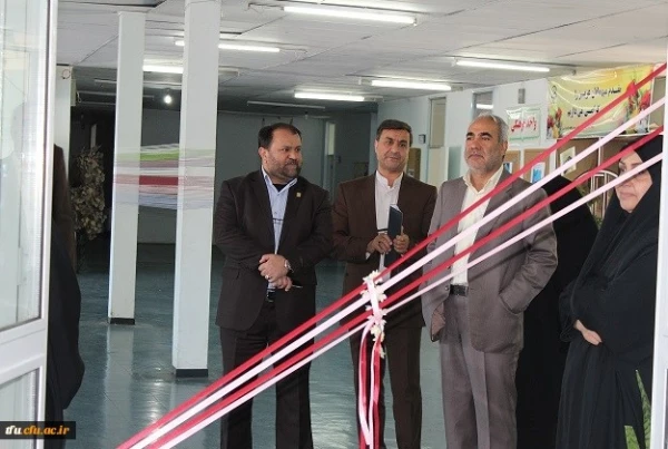 افتتاح دو نمایشگاه از فعالیت ها و دست ساخته های دانشجومعلمان در دو پردیس