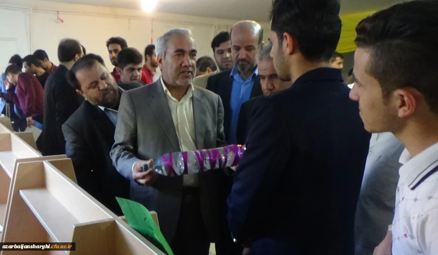 افتتاح دو نمایشگاه از فعالیت ها و دست ساخته های دانشجومعلمان در دو پردیس