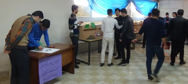 افتتاح دو نمایشگاه از فعالیت ها و دست ساخته های دانشجومعلمان در دو پردیس