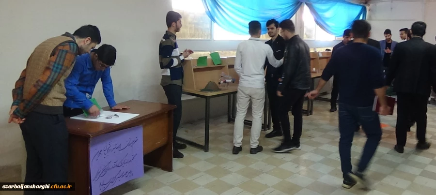 افتتاح دو نمایشگاه از فعالیت ها و دست ساخته های دانشجومعلمان در دو پردیس