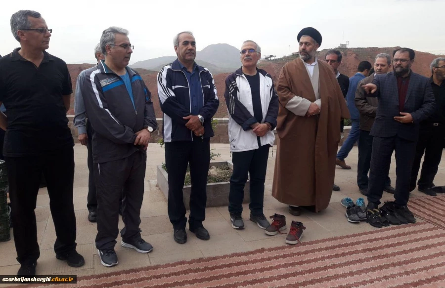 ضیافت افطار دانشجومعلمان پردیس فاطمه الزهرا(س)  تبریز