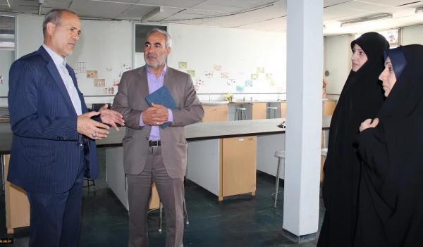 حضور سخنگوی کمسیون آموزش و تحقیقات مجلس در پردیس فاطمه الزهرا(س)