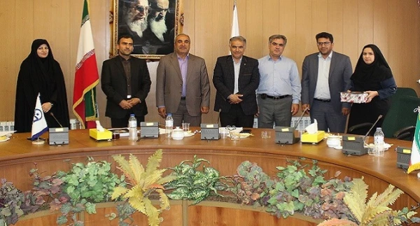 تجلیل از کارکنان حوزه روابط عمومی دانشگاه فرهنگیان آذربایجان شرقی