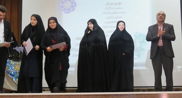 آیین تجلیل از فعالان فرهنگی و اجتماعی دانشگاه فرهنگیان آذربایجان شرقی