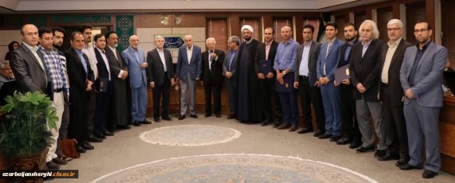 تقدیر فرهنگستان علوم از زحمات پژوهشی دکتر ابراهیم اکبربگلو