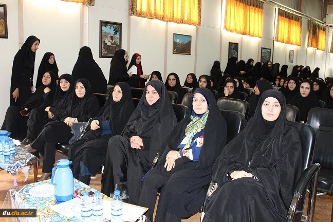 مراسم آیین استقبال از نو دانشجو معلمان پردیس فاطمه الزهرا(س) تبریز 3