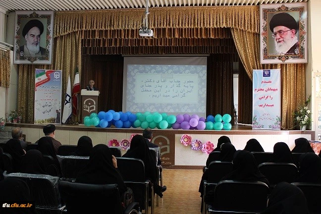 مراسم آیین استقبال از نو دانشجو معلمان پردیس فاطمه الزهرا(س) تبریز 12