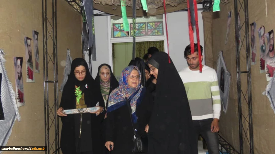 یادواره شهدای دانشجوی مراکز تربیت معلم استان آذربایجان شرقی با حضور نماینده ولی فقیه در استان و امام جمعه محترم تبریز حجة الاسلام و المسلمین آل هاشم و جمعی از خانواده های  محترم شهدا و سرپرست امور پردیس های استان  7