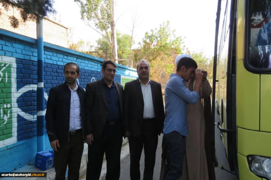 مراسم بدرقه زائران اربعین دانشگاه فرهنگیان استان با حضور هیئت رئیسه دانشگاه 6