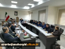 جلسه مدیران گروه و معاونین آموزشی و روئسای پردیس ها با مدیریت استانی... 6