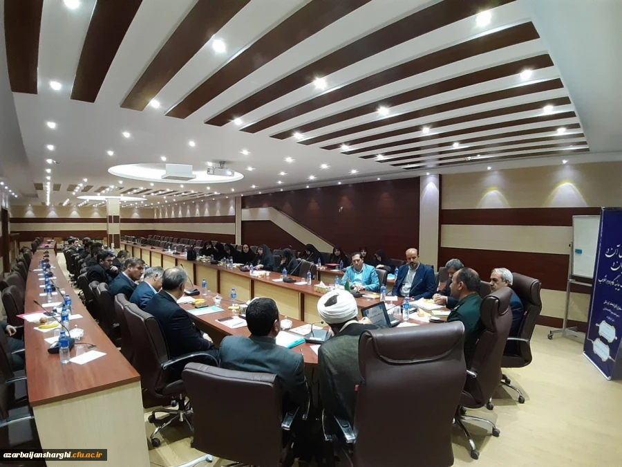 نشست علمی تحت عنوان((نقش دانشگاه فرهنگیان در تحقق اهداف بیانیه گام  دوم انقلاب)) 2