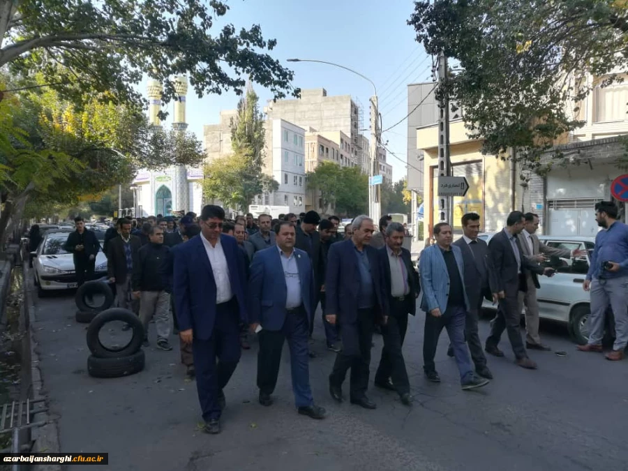 حضور  پرشور  مسئولین مدیریت امور پردیس های استان و روئسا ، اساتید، کارکنان و دانشجومعلمان پردیس های علامه امینی و فاطمه الزهرا(س) تبریز در راهپیمایی ۱۳ آبان 2