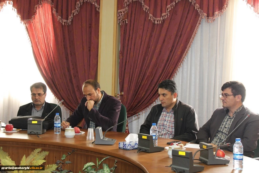 دومین جلسه شورای اداری سال تحصیلی 99-98 پردیس فاطمه الزهرا(س) تبریز برگزار شد. 6