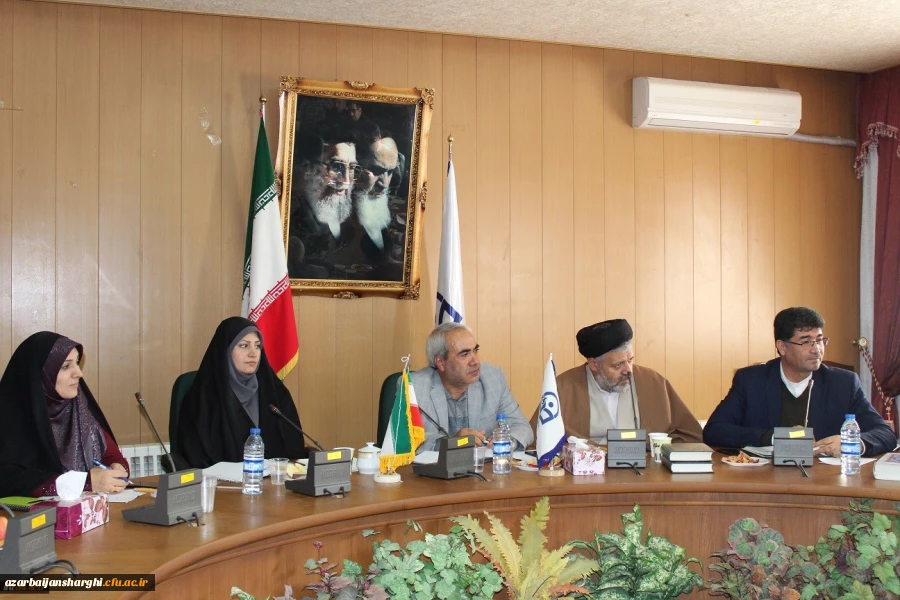 دومین جلسه شورای اداری سال تحصیلی 99-98 پردیس فاطمه الزهرا(س) تبریز برگزار شد. 6