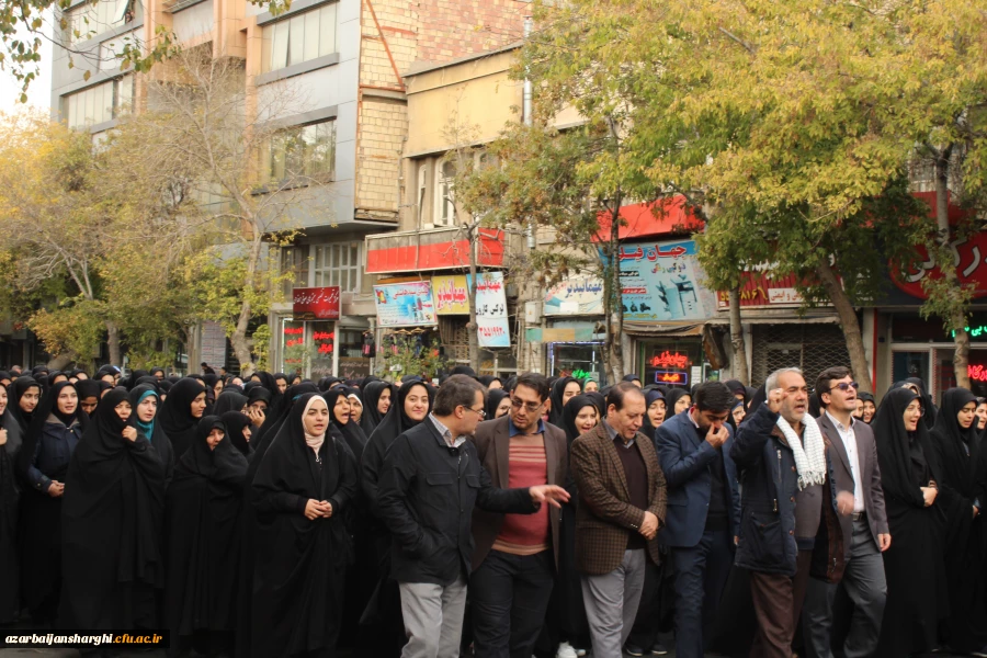 حضور دانشگاه فرهنگیان استان آذربایجان شرقی در تجمع مردمی حمایت از امنیت و اقتدار کشور . 6